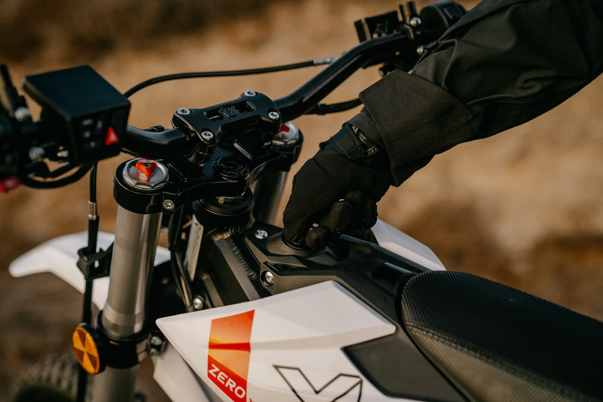 Zero Motorcycles introduce la novedosa gama X Line 2025 con las nuevas XB y XE