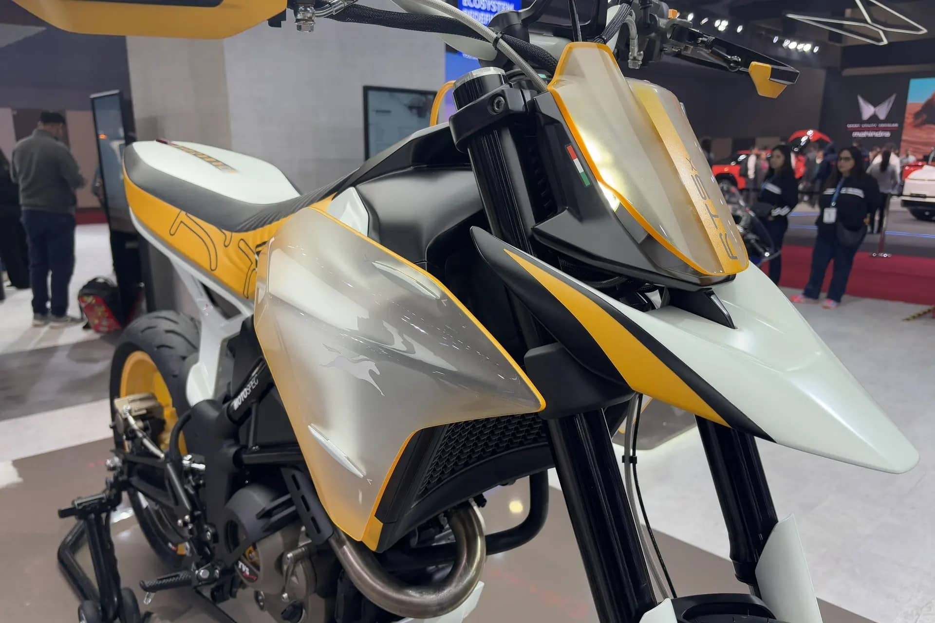 TVS explora nuevos territorios con la RTS X Supermoto, su novedoso concept de última generación