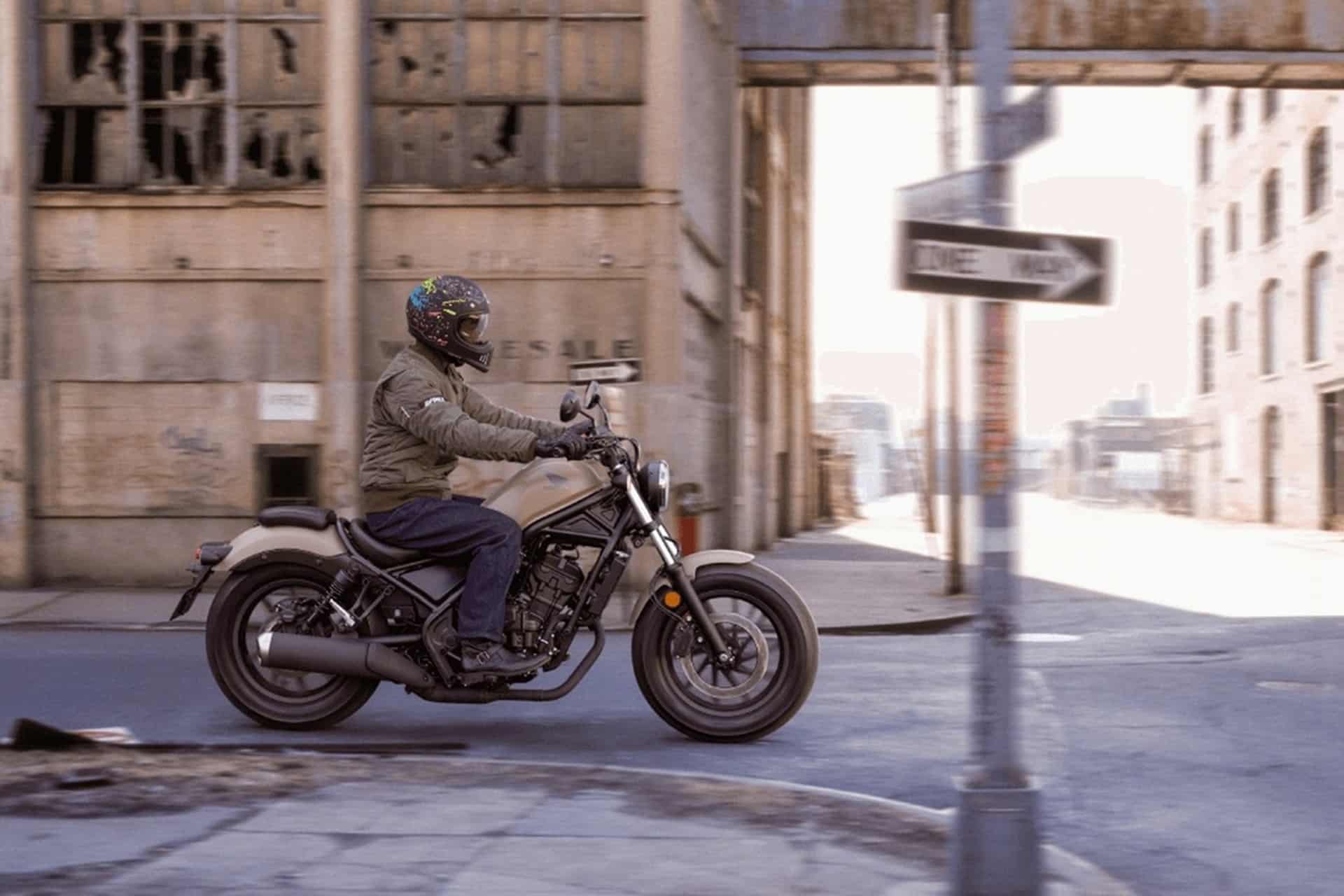 Honda lanza su nueva Rebel 250 anunciando mejoras clave para esta temporada