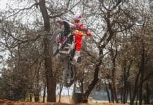 La española seguirá vinculada a la competición y a Rieju