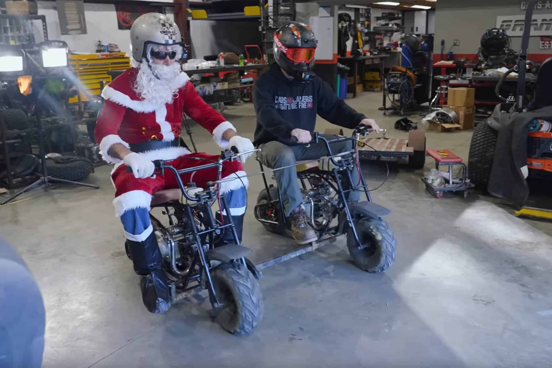 Antes de nada había que asegurarse de las motos iban bien en tándem