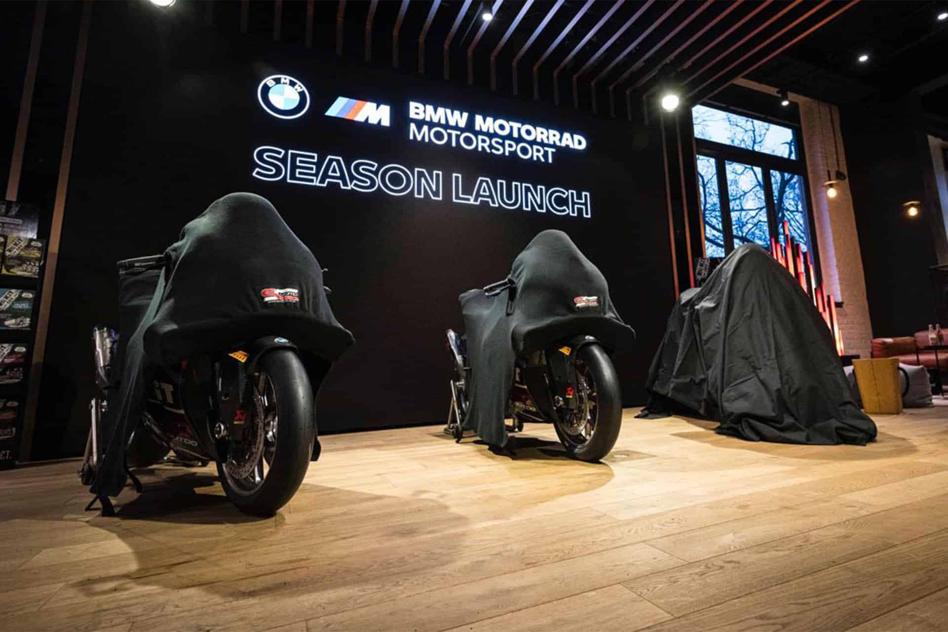 Las motos de BMW en el WSBK se han presentado oficialmente junto con las del IDM