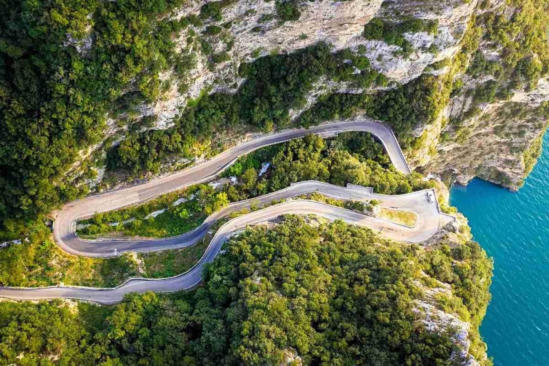 La Strada della Forra, una de las rutas moteras mas icónicas del mundo, cerrada al tráfico indefinidamente