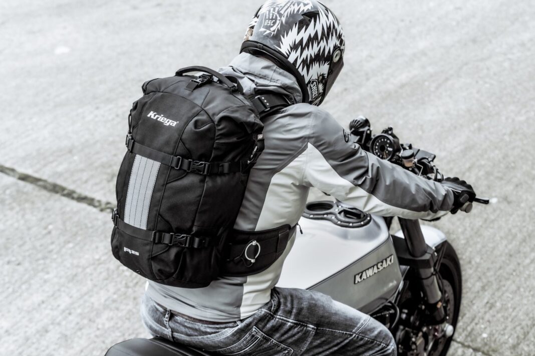 Gama de mochilas Kriega 2025: Hasta 19 modelos para motoristas muy diferentes
