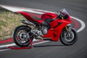 Ducati Panigale V2 2025