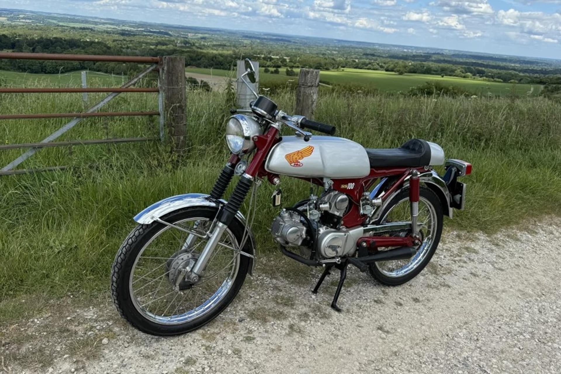 Honda SS100: El V-Twin más pequeño del mundo gentileza de "Sir" Allen Millyard