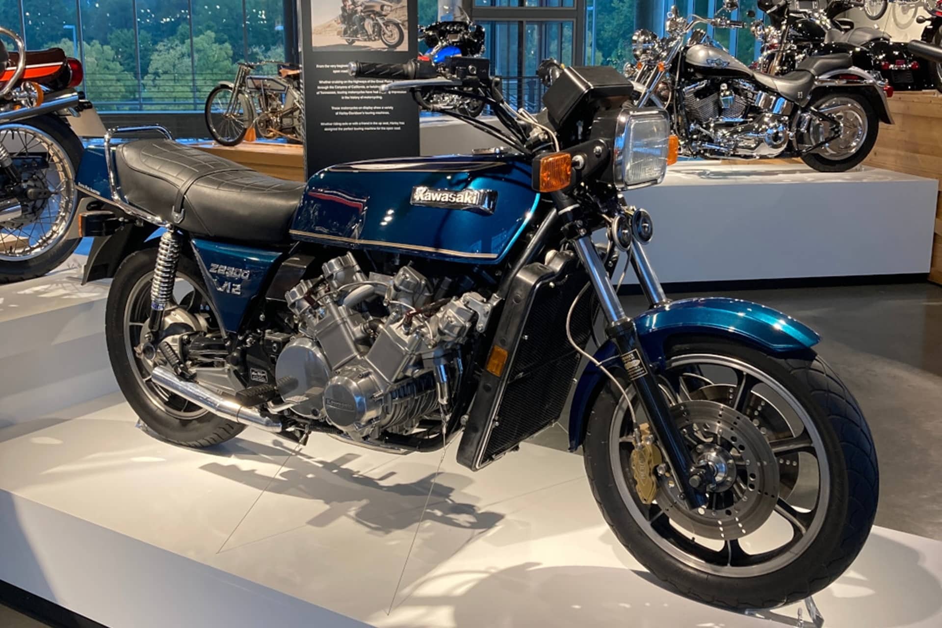 Kawasaki Z2300 V12: Probablemente la obra más sofisticada de Allen Millyard