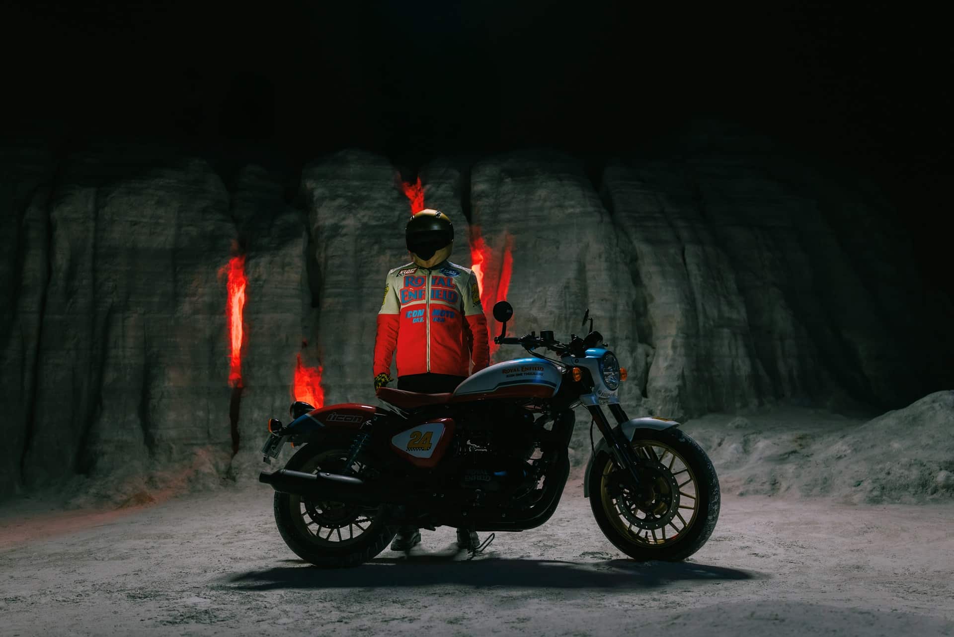 Royal Enfield presenta su nueva Shotgun 650 x Icon Motosports de edición limitada