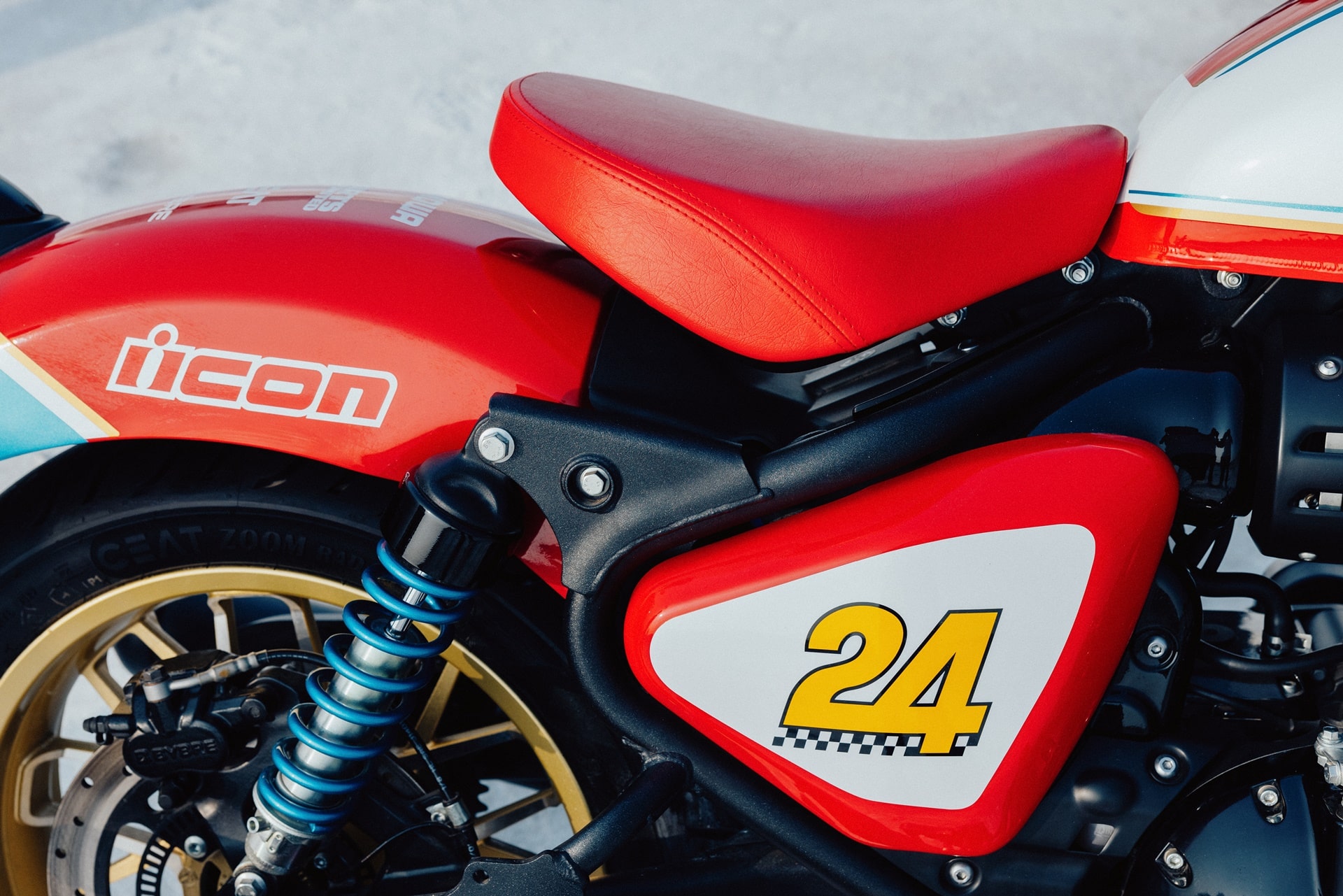 Royal Enfield presenta su nueva Shotgun 650 x Icon Motosports de edición limitada