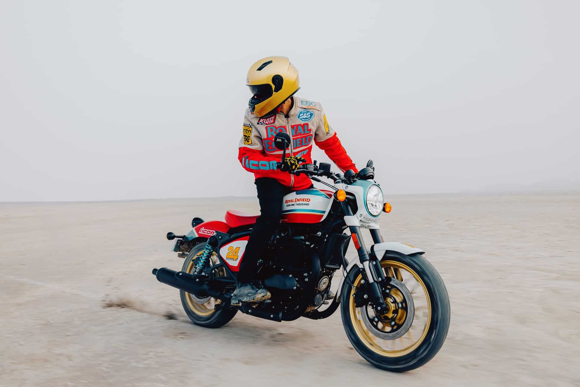 Royal Enfield presenta su nueva Shotgun 650 x Icon Motosports de edición limitada