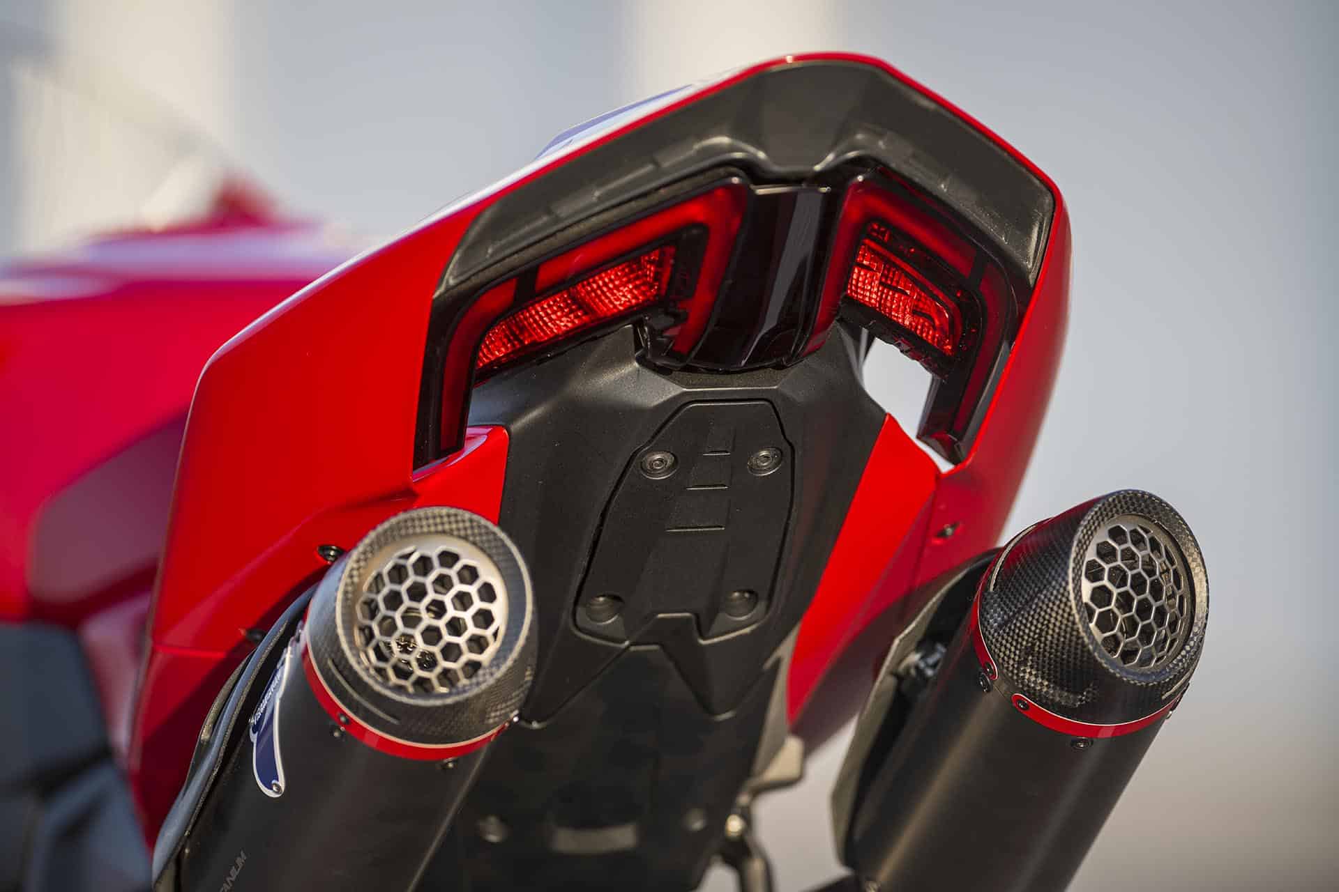 Los escapes Termignoni le dan ese toque especial