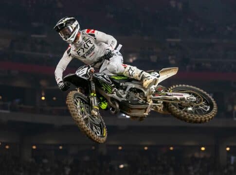 Triumph hace historia en el AMA Supercross, ya tiene su primera victoria
