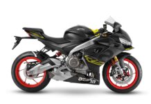 La gama Aprilia RS 660 se renueva para 2025, incluyendo una novedosa versión Factory