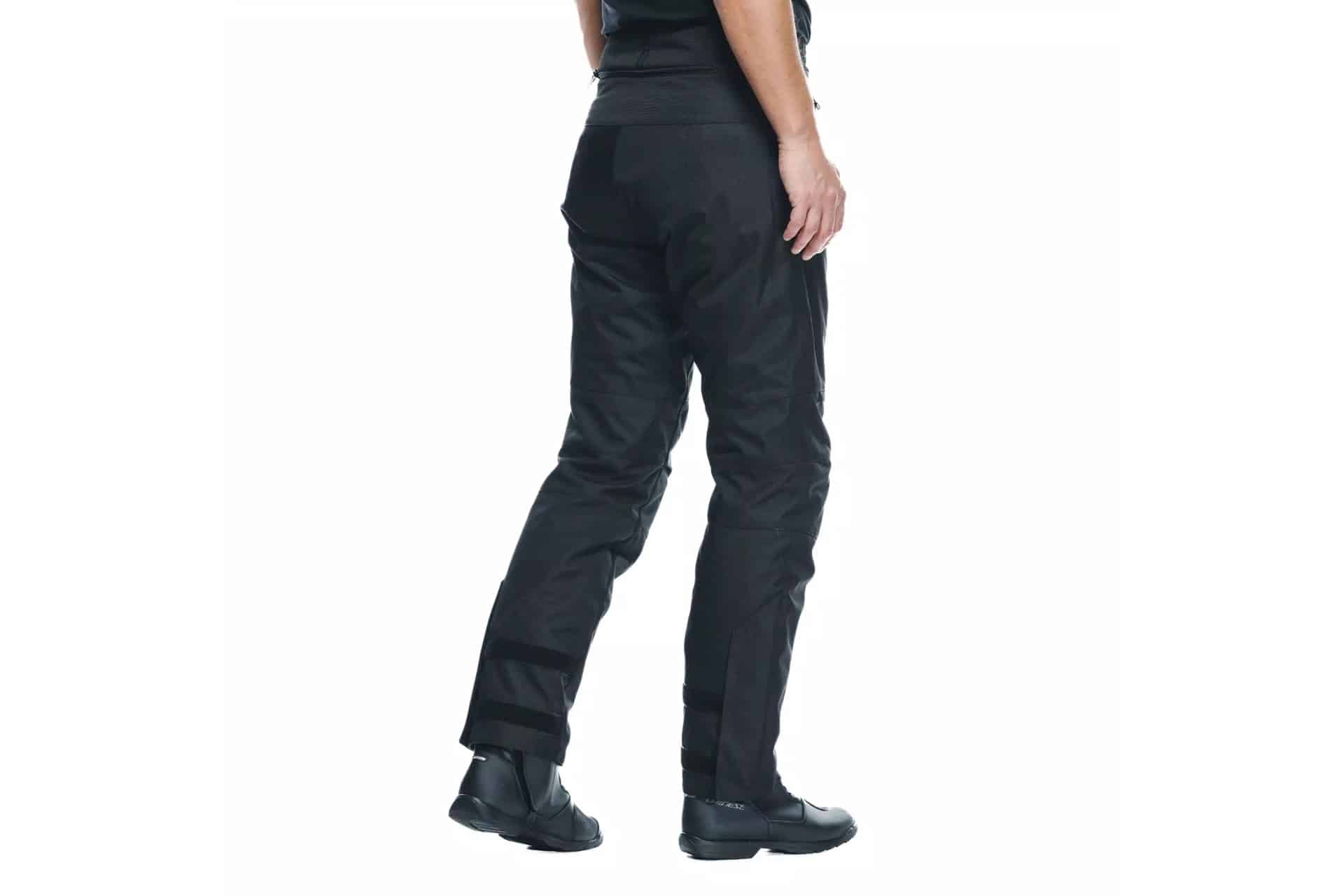 Gama de equipamiento impermeable Dainese 2025: Protección completa sin renunciar al estilo