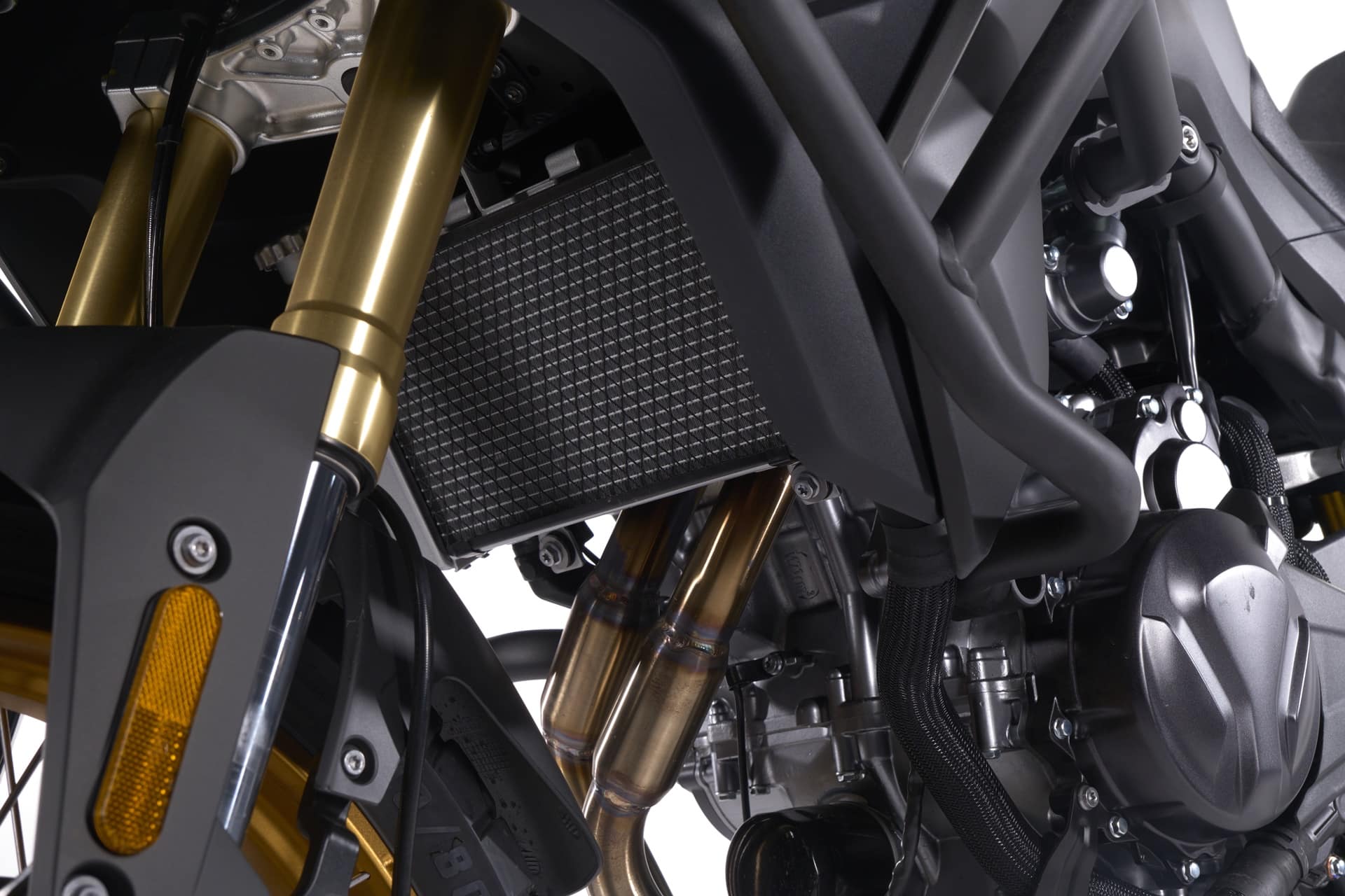 MITT TT 555 Gold Edition: Subiendo el nivel adventure