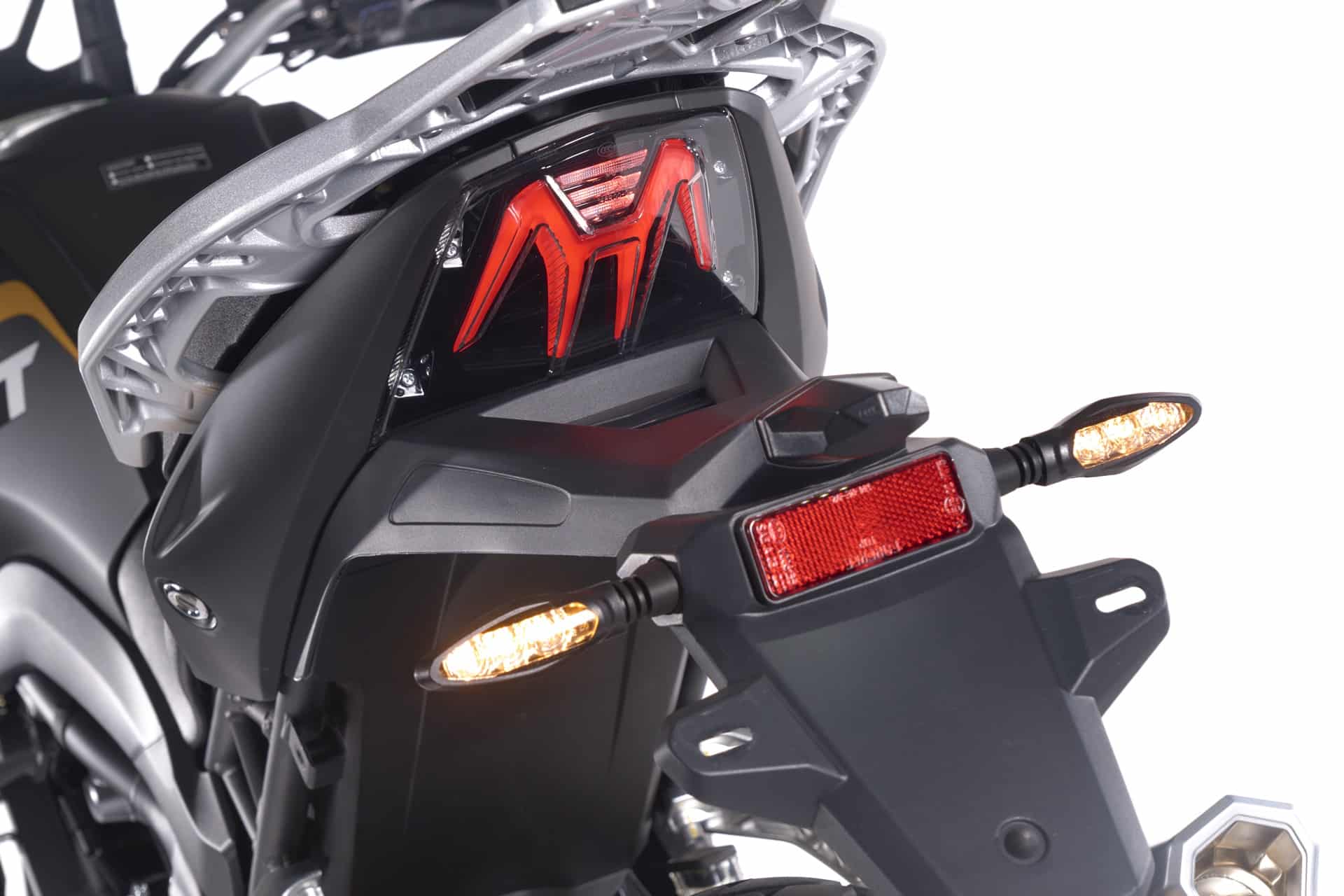 MITT TT 555 Gold Edition: Subiendo el nivel adventure