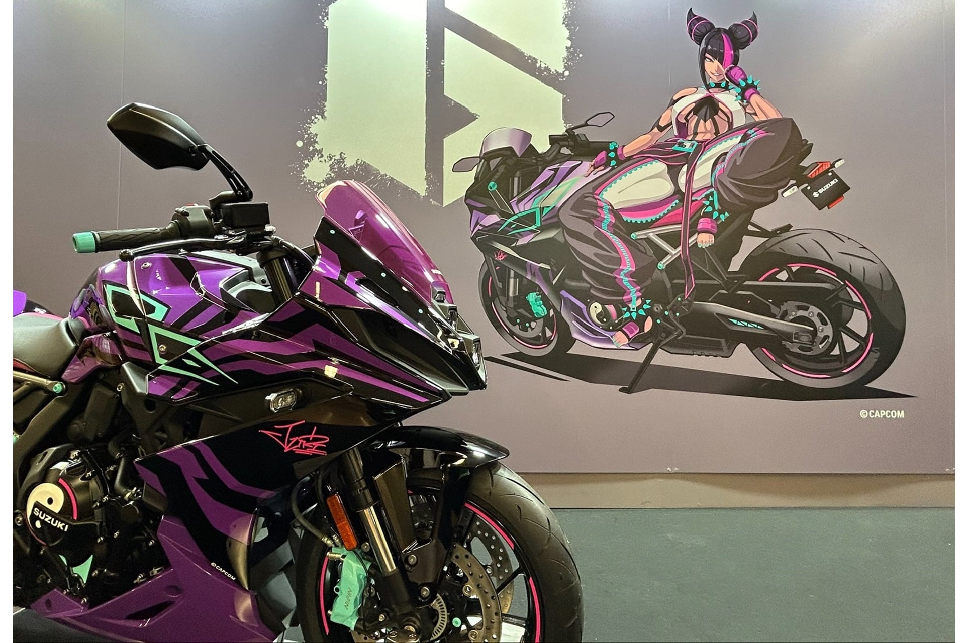 "GSX-8R Tuned by JURI": La Suzuki de videojuego en colaboración con Street Fighter 6