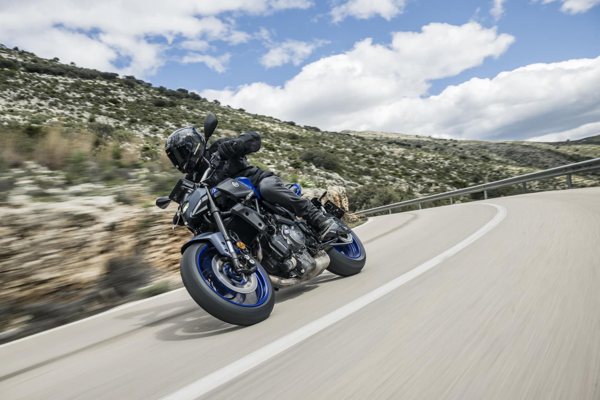 Prueba Yamaha MT-07/Y-AMT