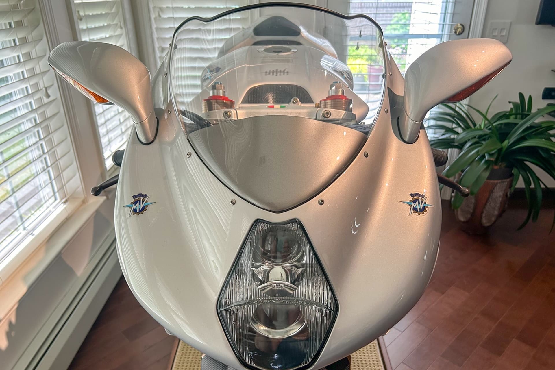 Motos de ensueño a la venta: MV Agusta F4 750S 2002