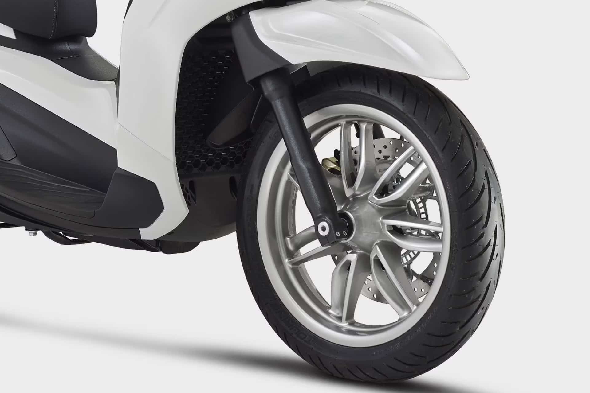 Piaggio Beverly 400 2025