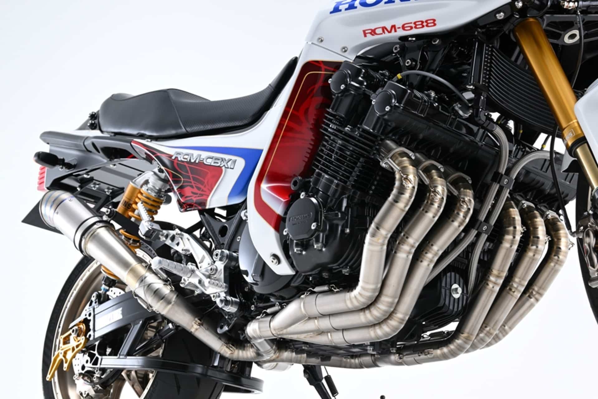 RCM-688: AC Sanctuary presenta su primer restomod sobre una Honda CBX1000