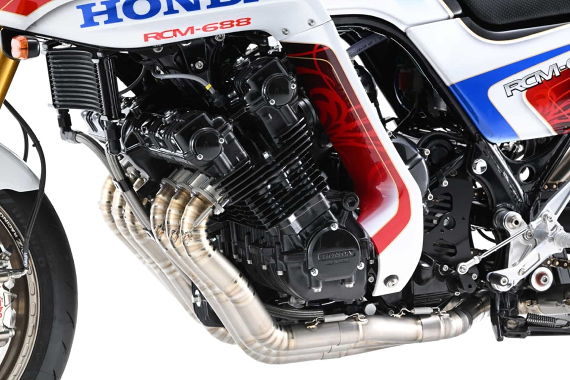 RCM-688: AC Sanctuary presenta su primer restomod sobre una Honda CBX1000