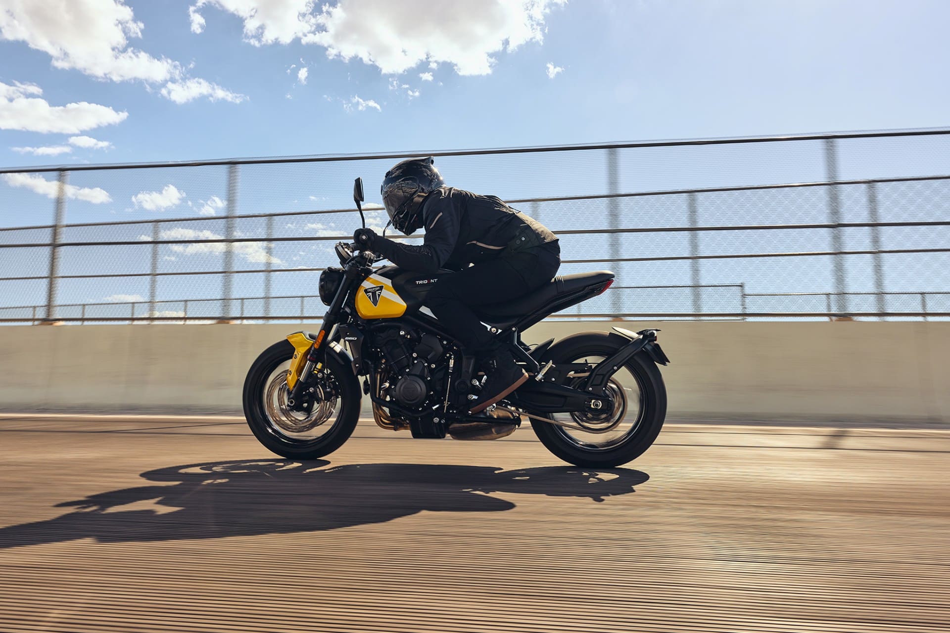 TRIUMPH WARMUP 2025