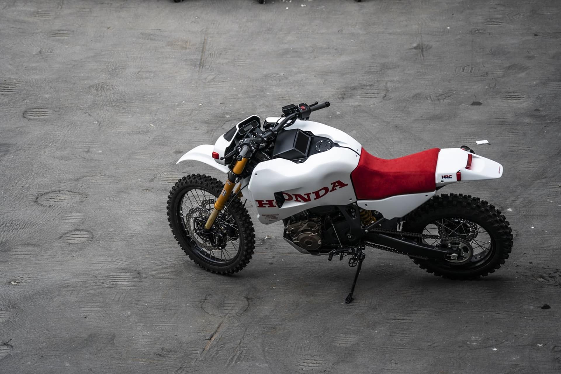 Auto Fabrica Africa Twin Type 22: "Unos ojos que no olvidarás"