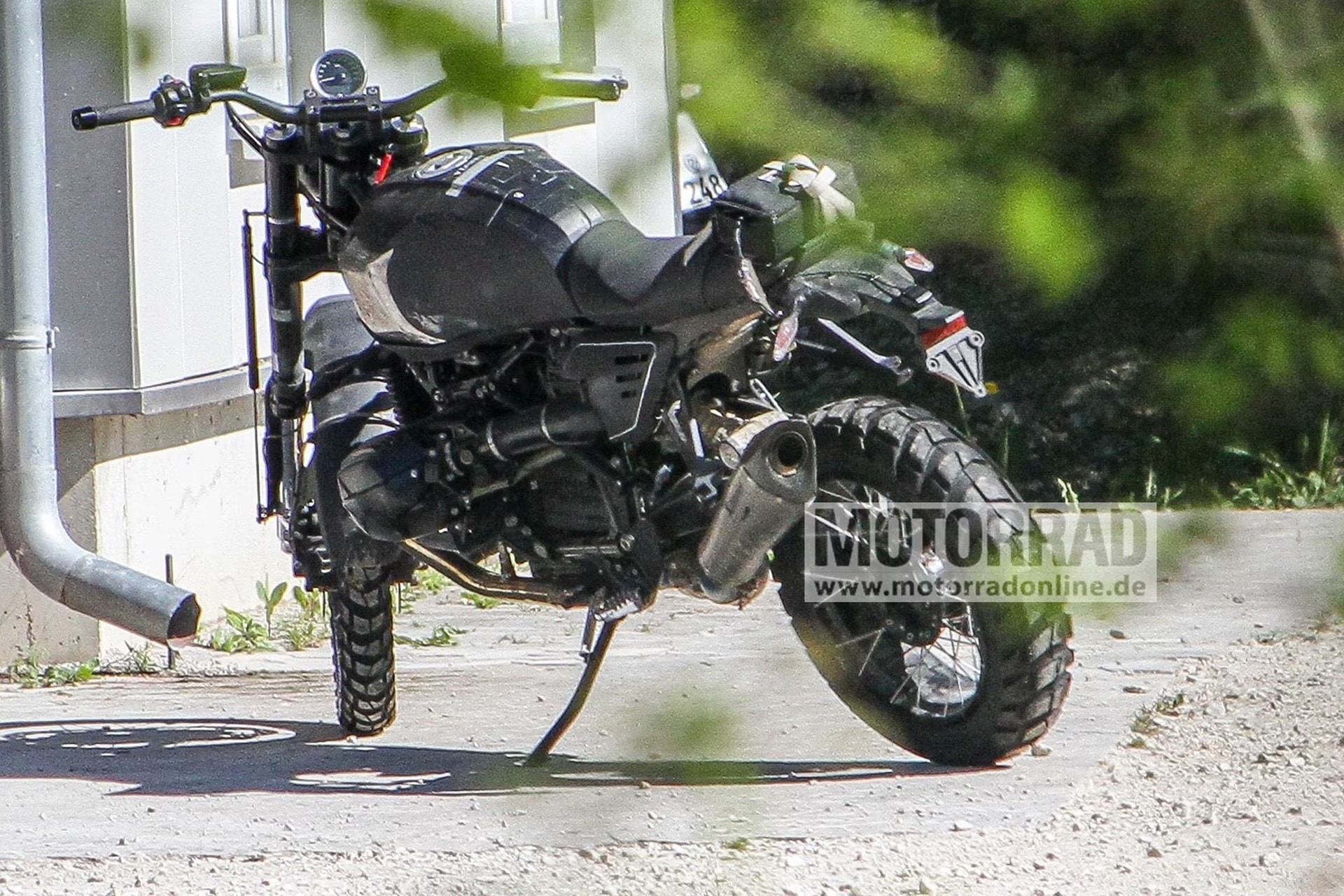 BMW R 12 G/S: La "enduro retro" que esperaban los amantes del Offroad
