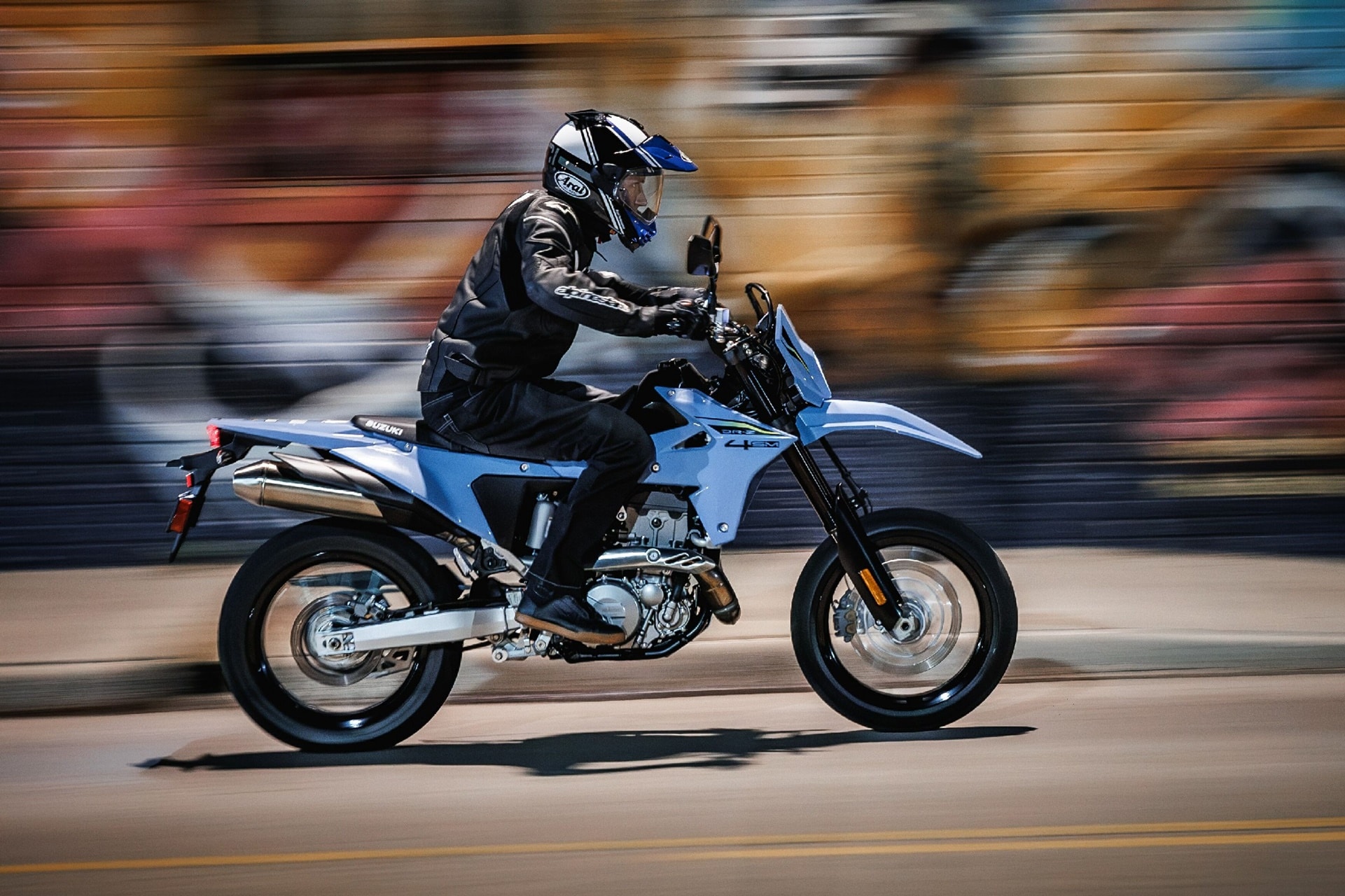 Suzuki abre el plazo de reserva de las nuevas DR-Z4S y DR-Z4SM
