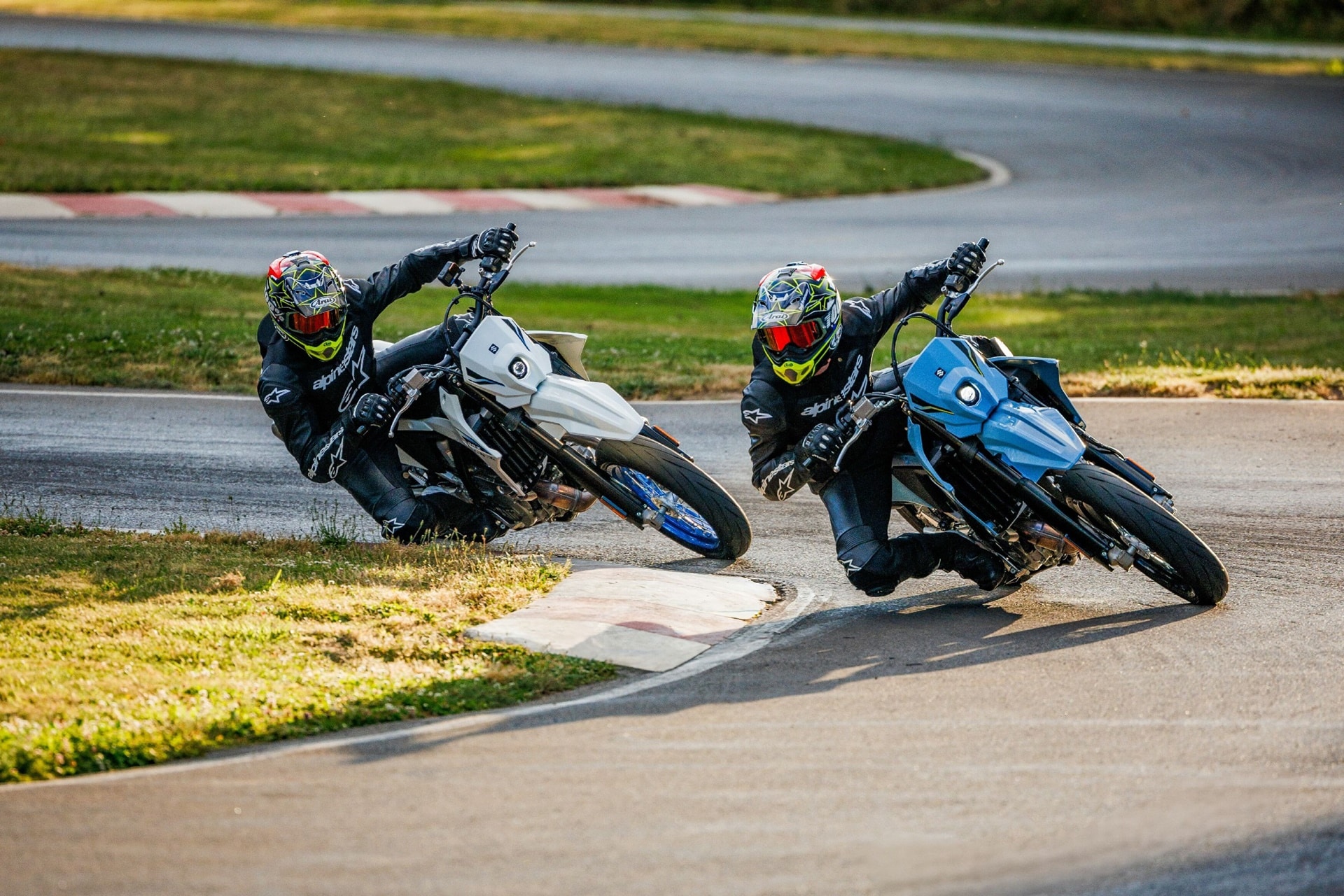 Suzuki abre el plazo de reserva de las nuevas DR-Z4S y DR-Z4SM
