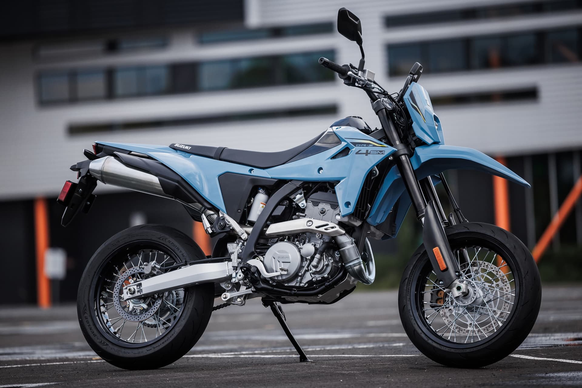 Suzuki abre el plazo de reserva de las nuevas DR-Z4S y DR-Z4SM