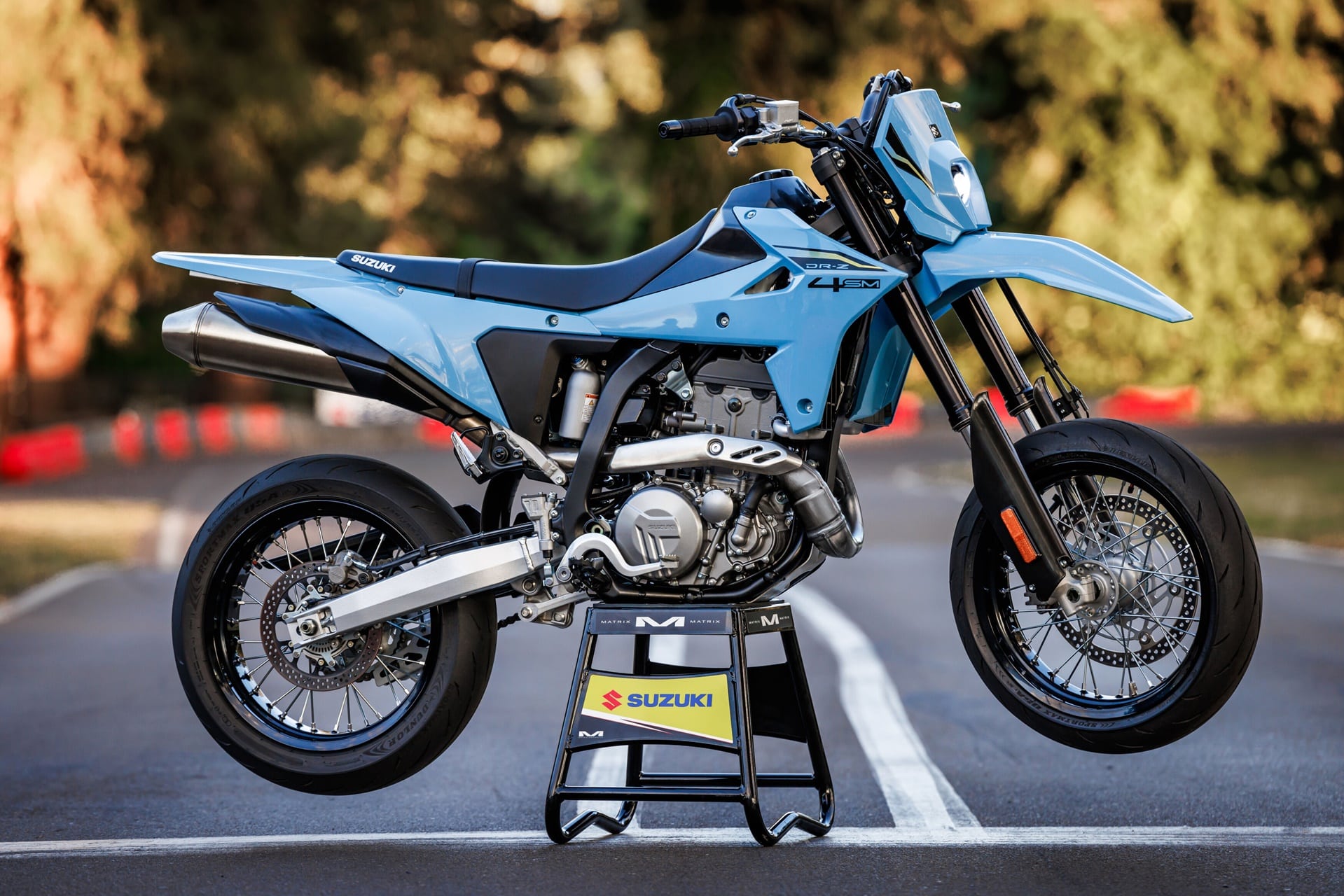 Suzuki abre el plazo de reserva de las nuevas DR-Z4S y DR-Z4SM