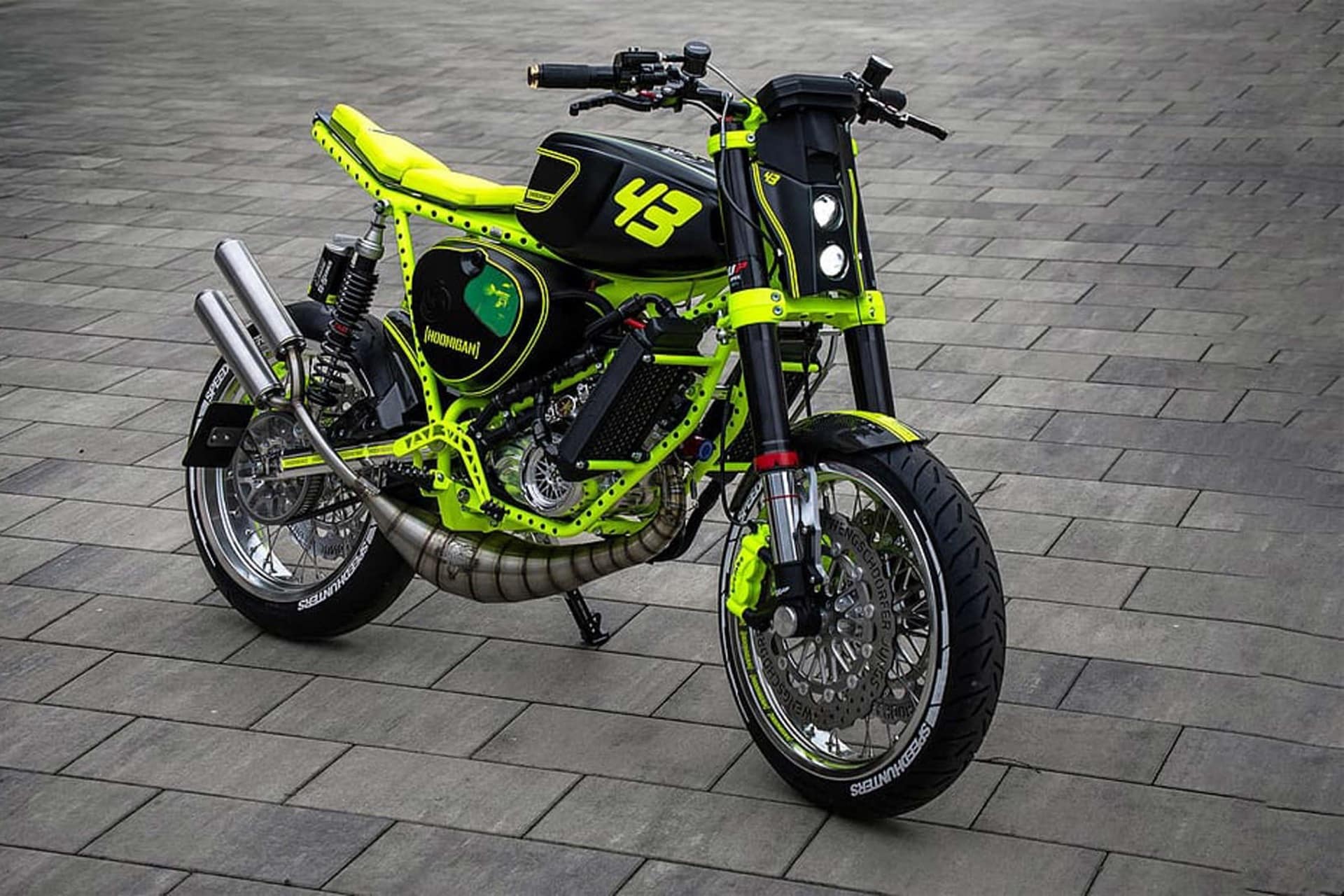 “Holy Bastard” es la nueva Simson S 51 de Tony Möckel: 50 CV de potencia para apenas 100 kilos de peso