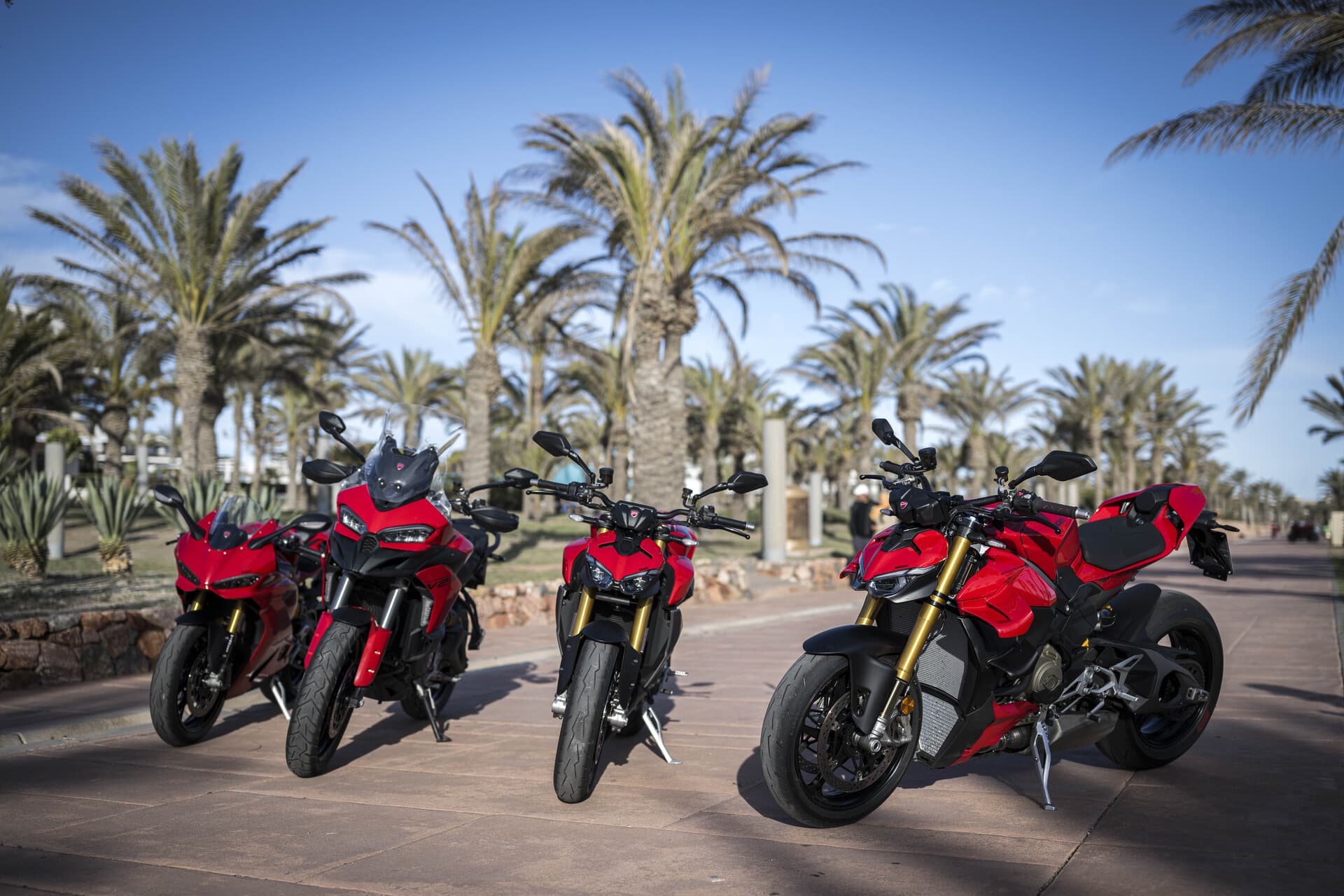 ¿Cuál es la mejor Ducati V2 para carretera?