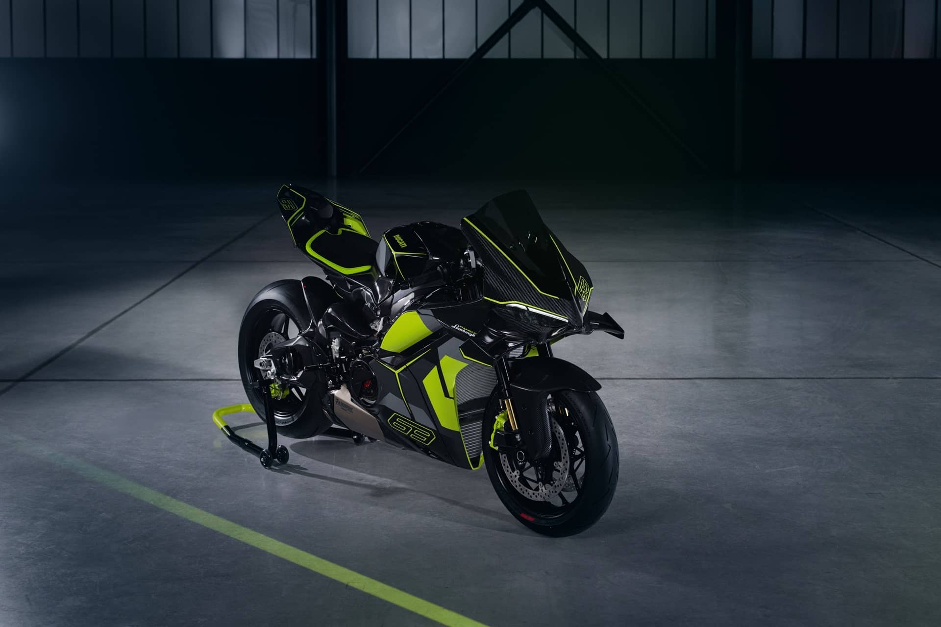 Ducati Panigale V4 Lamborghini 2025 Una moto de colección inspirada en el Lamborghini Revuelto