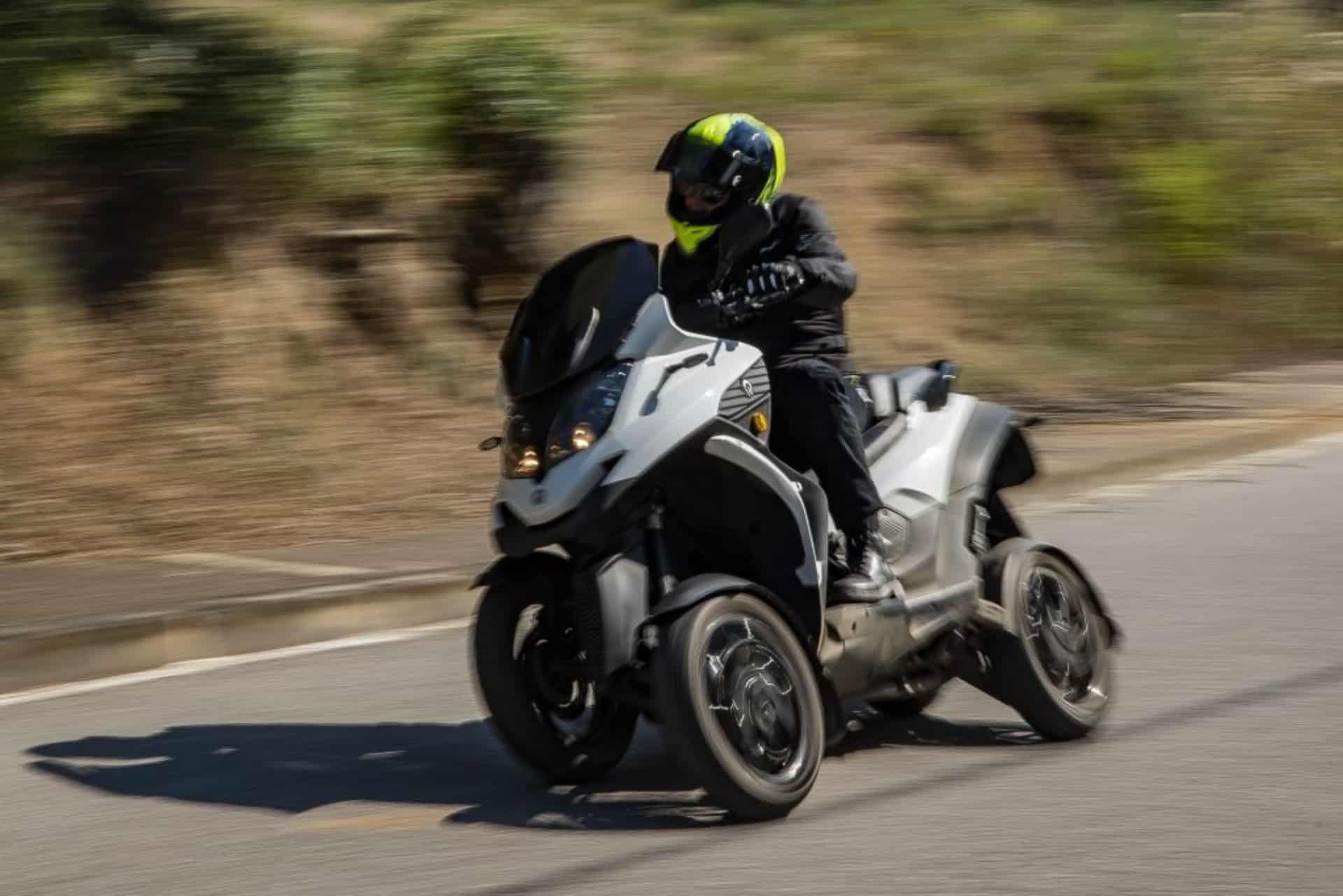 Qué exámenes de moto hay en 2025