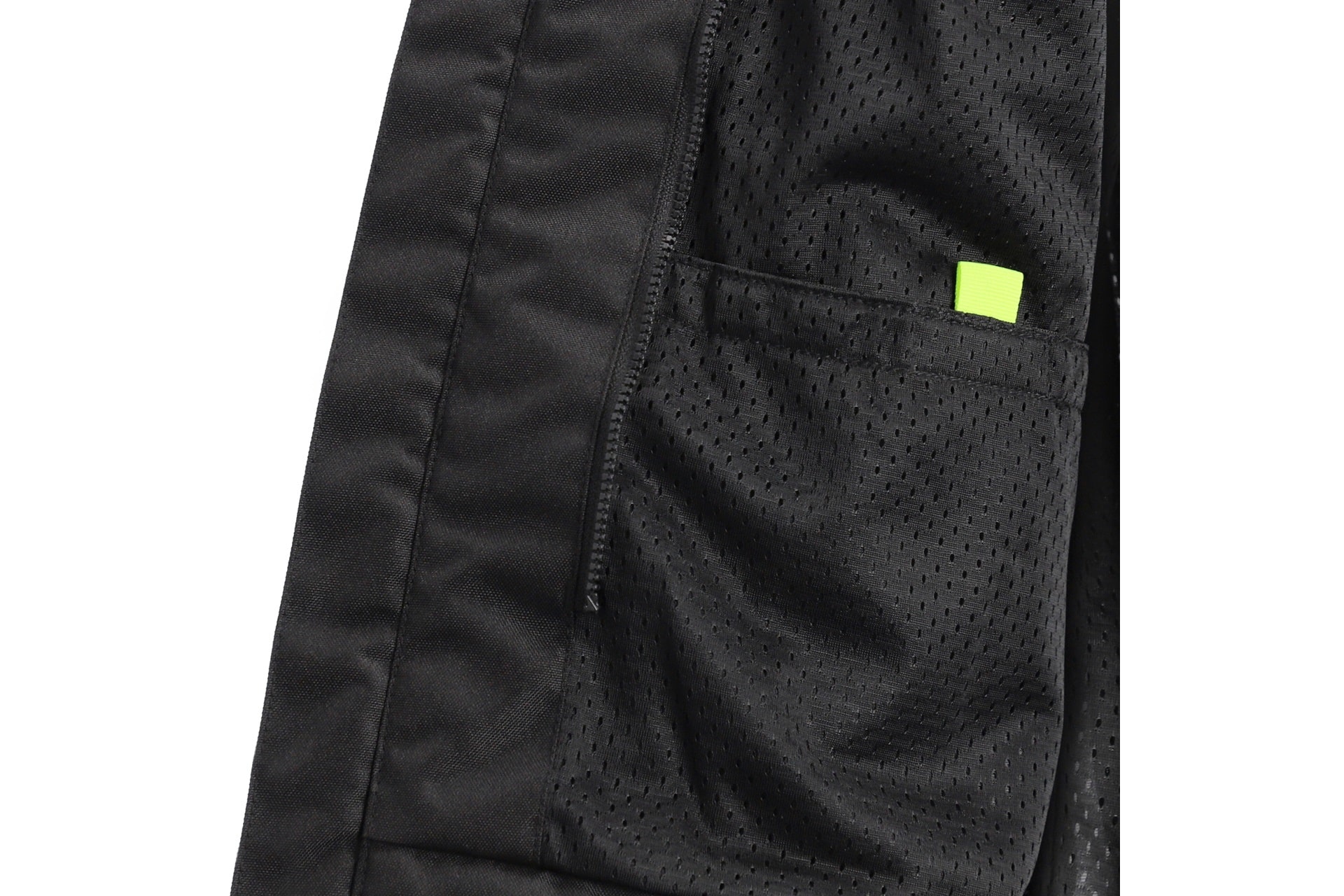 Acerbis renueva su popular chaqueta Ramsey para afrontar esta temporada 2025
