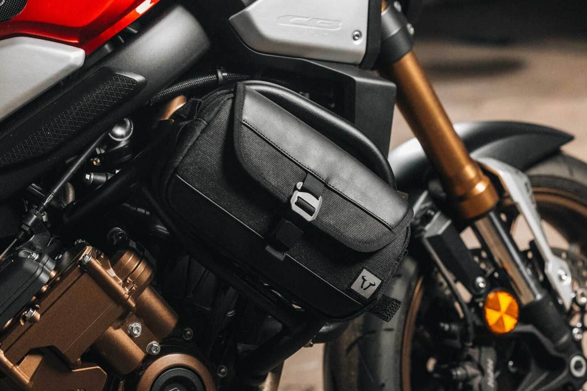 SW-Motech actualiza su línea Legend Gear para 2025 con la inclusión de nuevos materiales