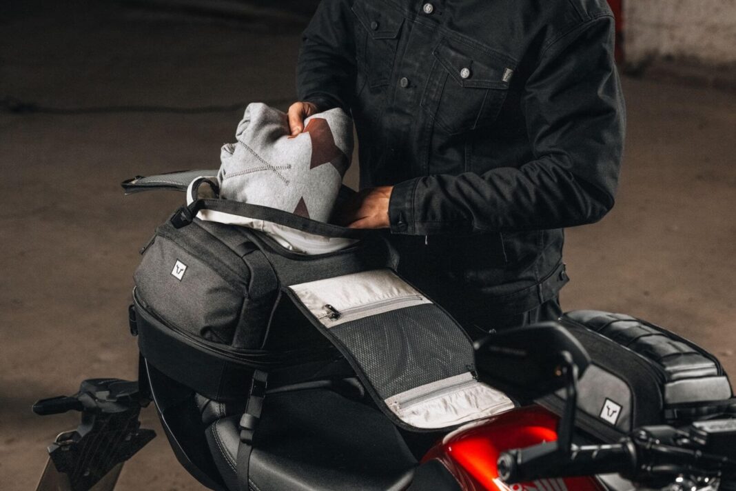 SW-Motech actualiza su línea Legend Gear para 2025 con la inclusión de nuevos materiales