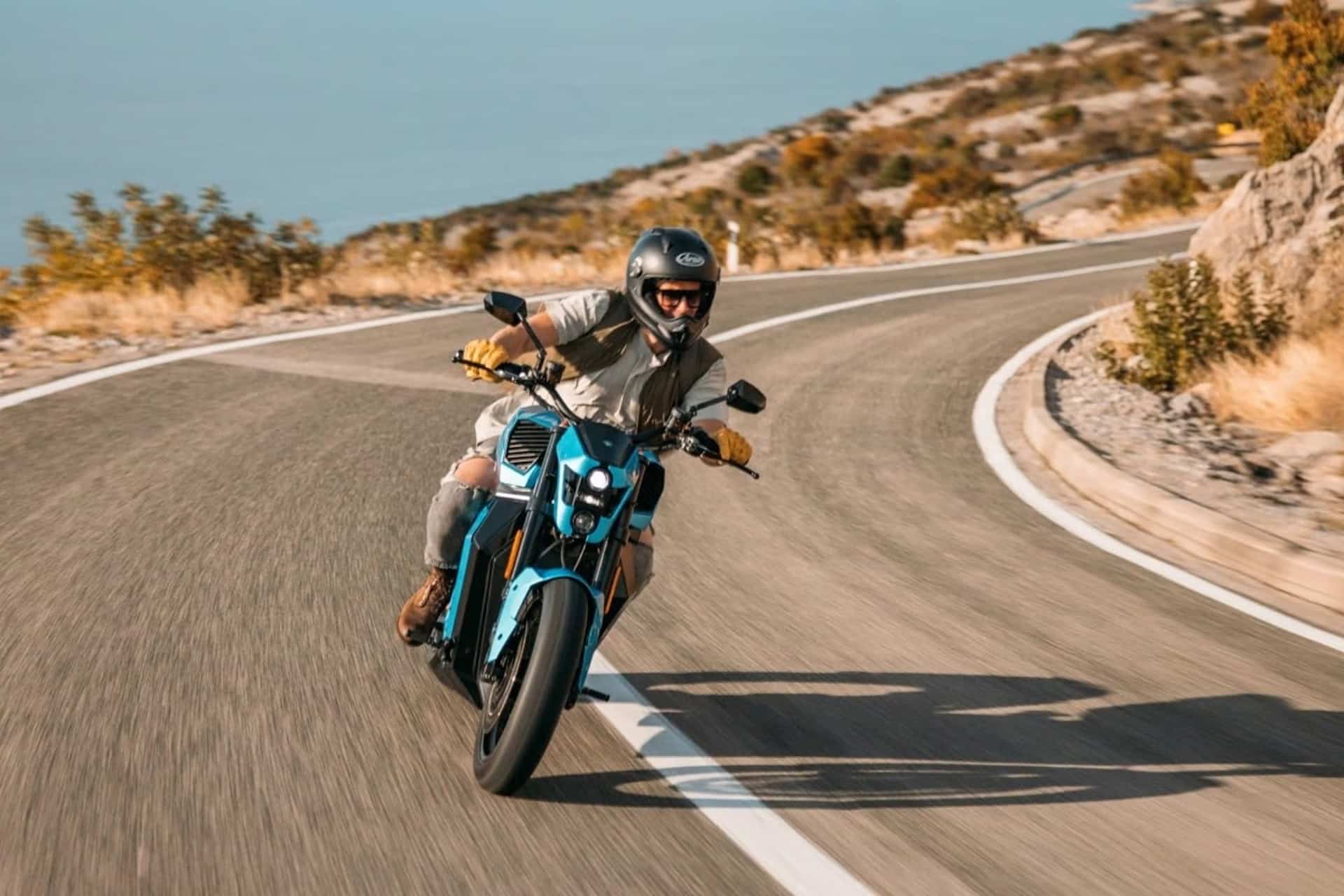 Verge Motorcycles bate un récord Guinness de distancia recorrida, con una sola carga, a los mandos de una TS Pro