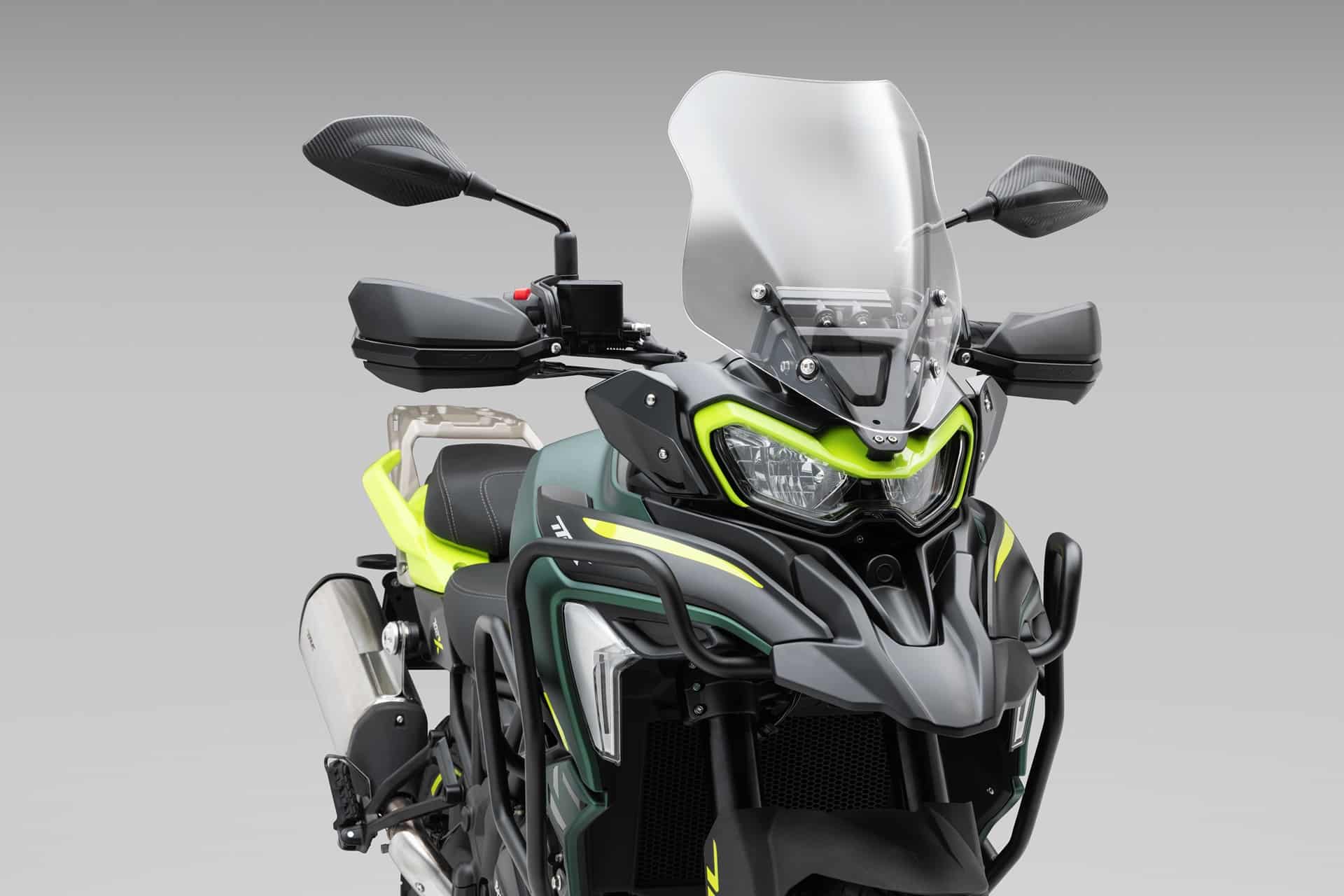 Benelli TRK 702 2025