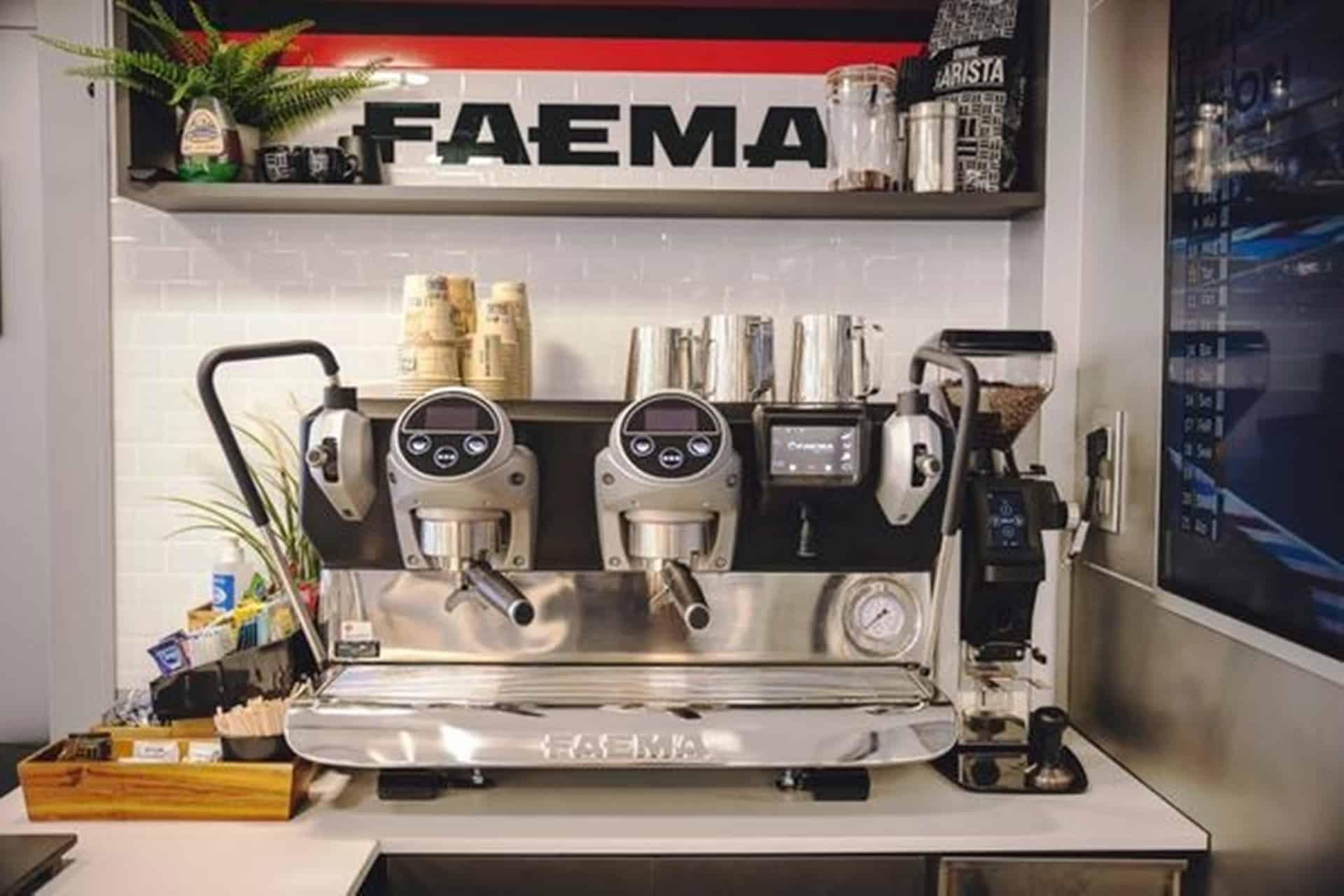 Faemina x BbKRT: Café con aroma a competición