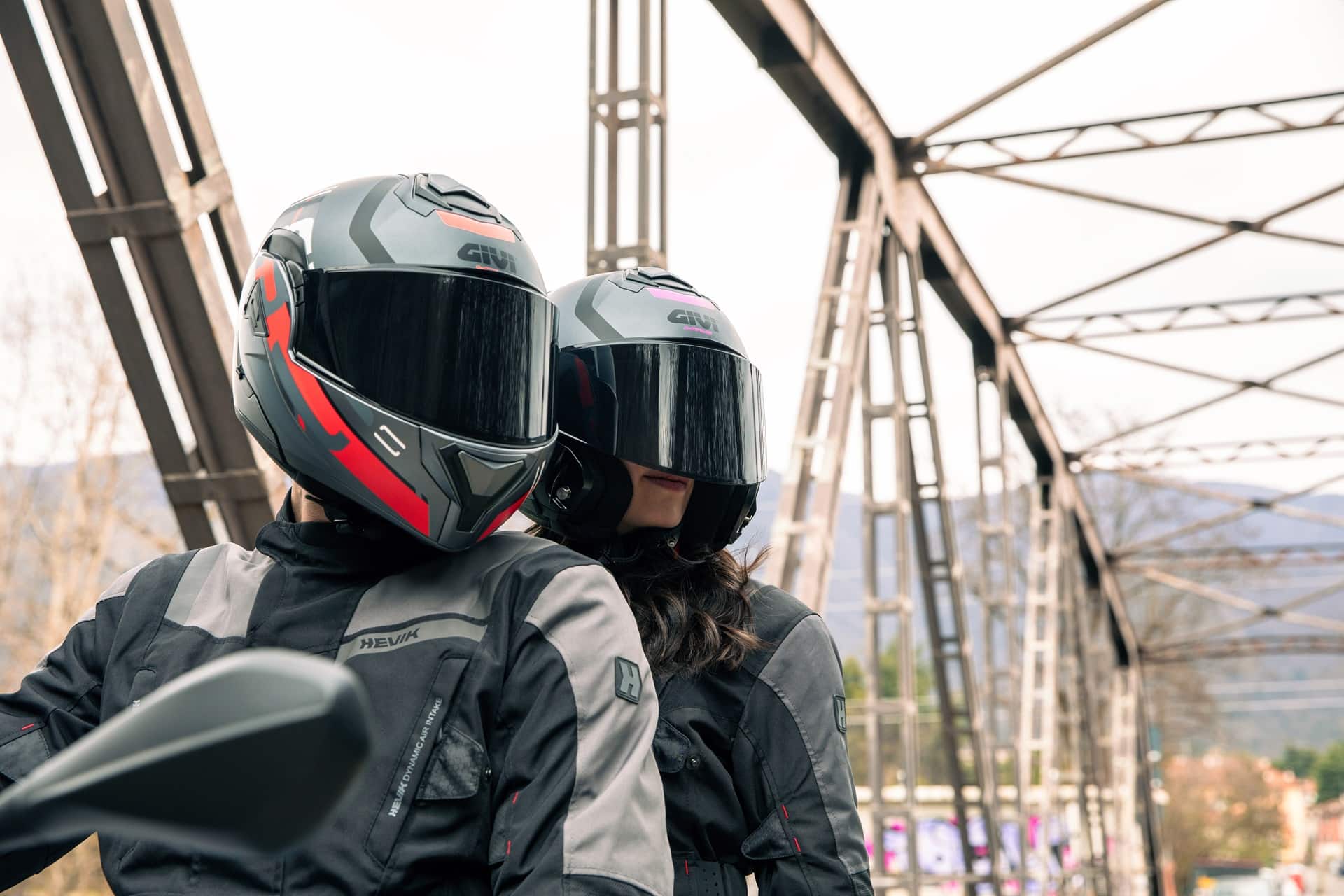 Nuevos GIVI X.50 y X.30: Dos cascos modulares al servicio de las dos ruedas