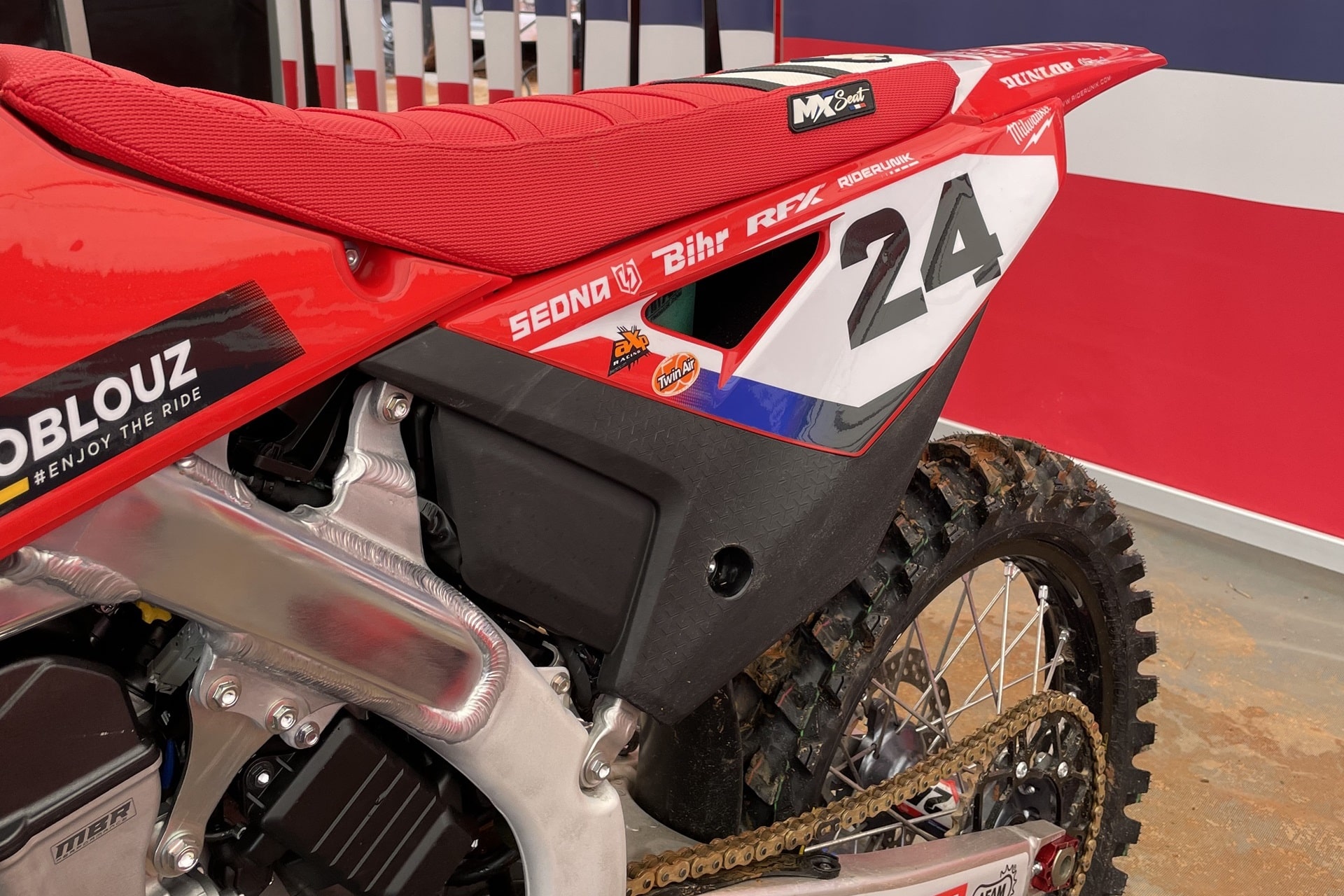 Gama de componentes RFX 2025: Tu moto Offroad siempre a punto