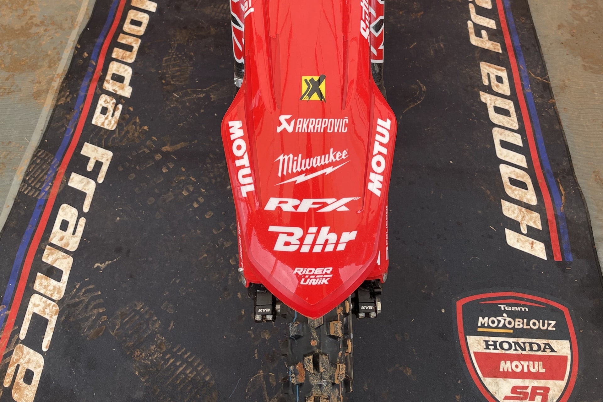 Gama de componentes RFX 2025: Tu moto Offroad siempre a punto