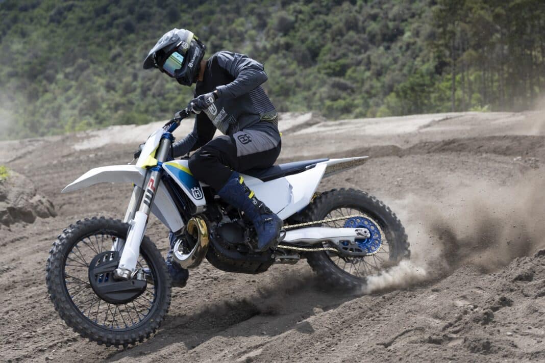 Ridin' Smoke 2025: Prueba la gama Husqvarna 2T en un evento Offroad único