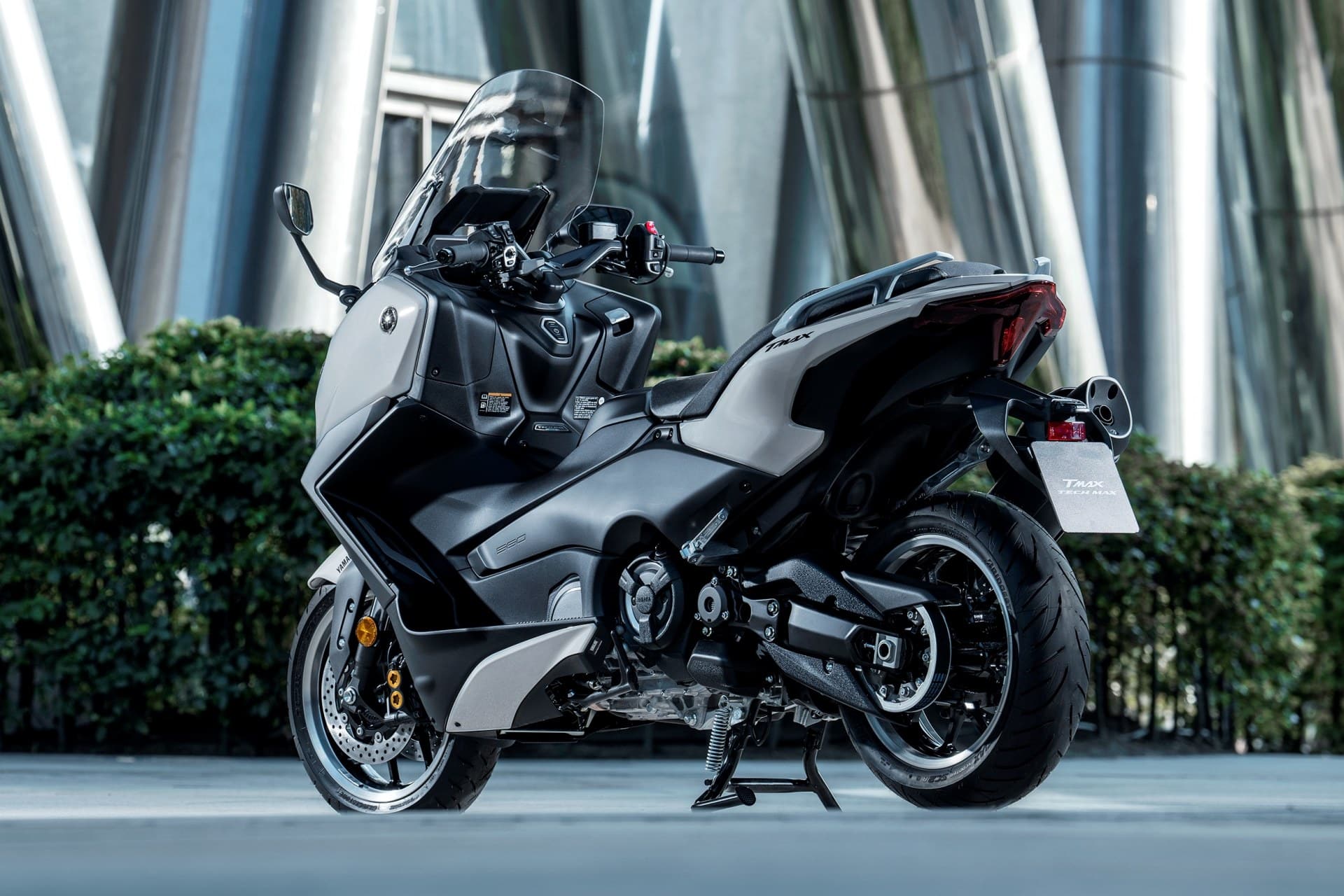 Yamaha TMAX 2025