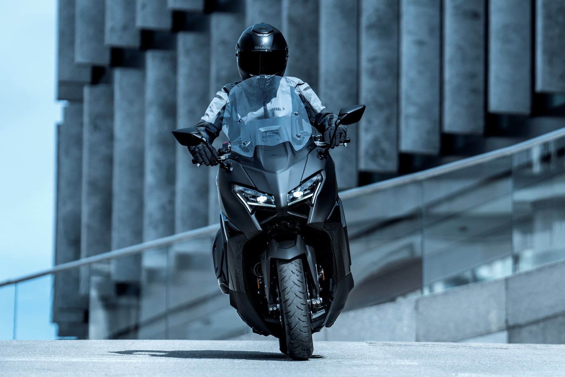 Yamaha TMAX 2025