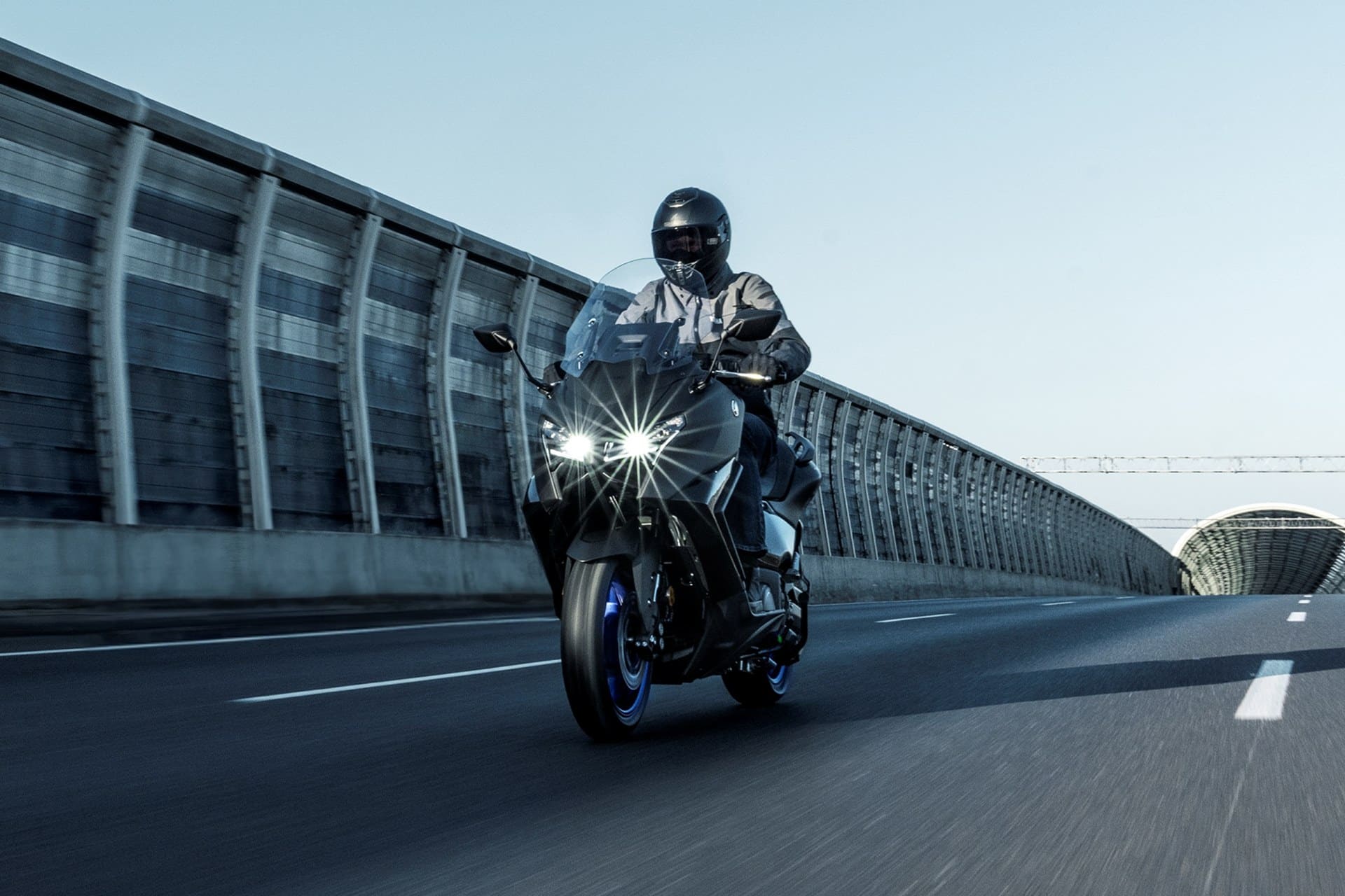 Yamaha TMAX 2025